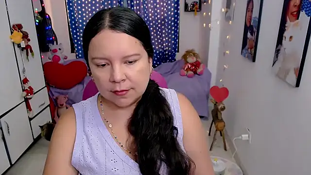 claryssa  online show from 15, 2, 2026