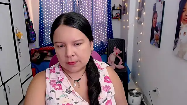 claryssa  online show from 4, 11, 2025