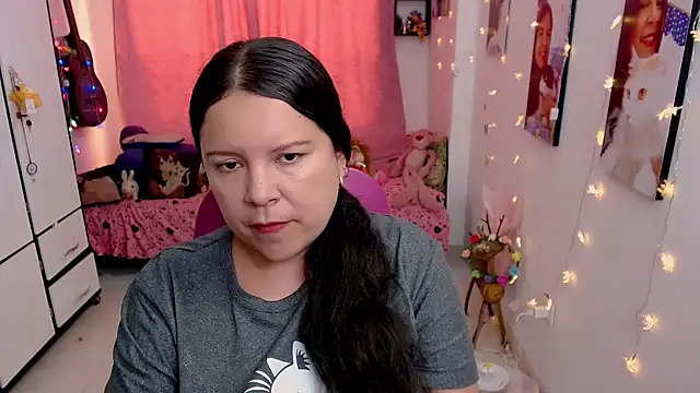 claryssa  online show from 2, 5, 2026