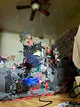 Snapshot of Hugebwc102 chatting on 30, 9, 2025 Hugebwc102 online show from 30, 9, 2025