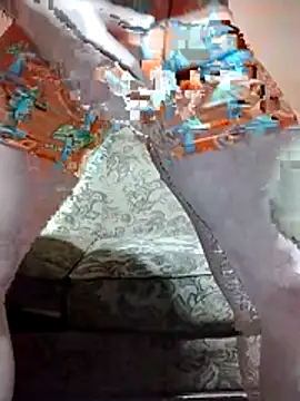 Snapshot of Hugebwc102 chatting on 15, 12, 2025 Hugebwc102 online show from 15, 12, 2025