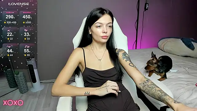 Mariella Adamss online show from 11, 10, 2025