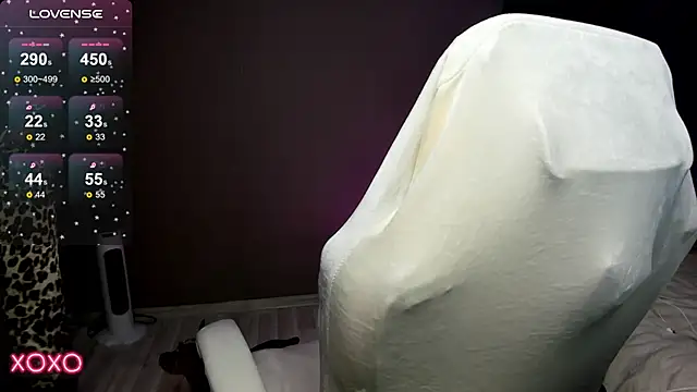 Mariella Adamss online show from 3, 11, 2025