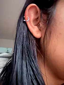 emily rosse04 online show from 3, 10, 2025