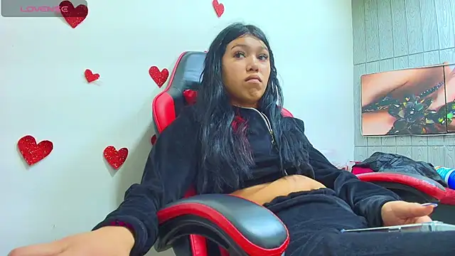 emily rosse04 online show from 5, 3, 2026