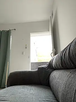 CurlyGirl 1 online show from 9, 3, 2025