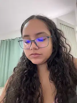 CurlyGirl 1 online show from 10, 3, 2025