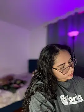 CurlyGirl 1 online show from 12, 4, 2026