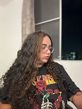CurlyGirl 1 online show from 27, 6, 2026