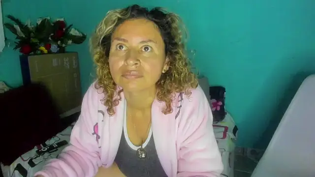 Snapshot of SheraHadee chatting on 13, 6, 2026 SheraHadee online show from 13, 6, 2026