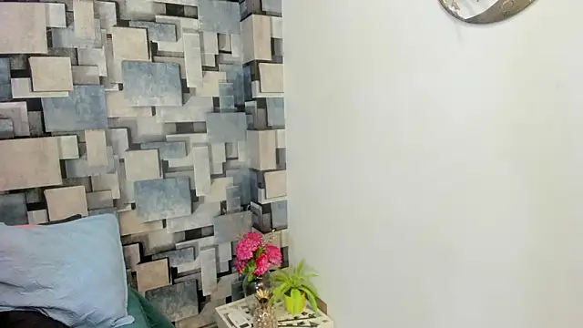 angel dthroatt online show from 13, 2, 2026