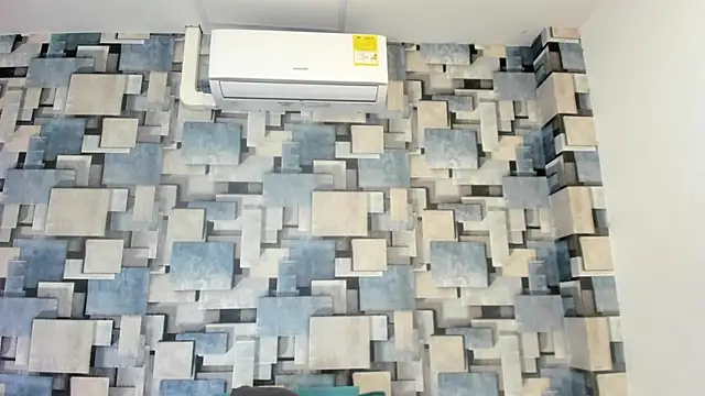 angel dthroatt online show from 7, 2, 2026