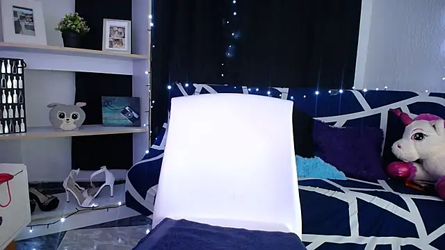 BellaLiz  online show from 25, 1, 2025