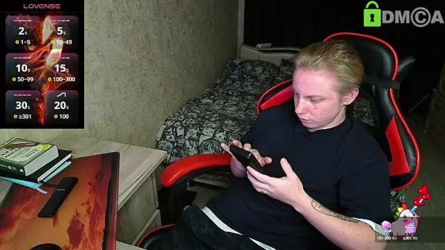 Snapshot of Alexis_Gordon chatting on 2, 10, 2025 Alexis Gordon online show from 2, 10, 2025