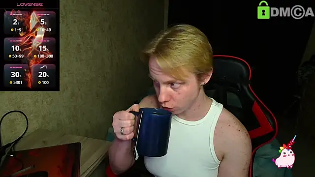 Snapshot of Alexis_Gordon chatting on 28, 10, 2025 Alexis Gordon online show from 28, 10, 2025