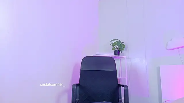 CristalCornner  online show from 4, 4, 2026