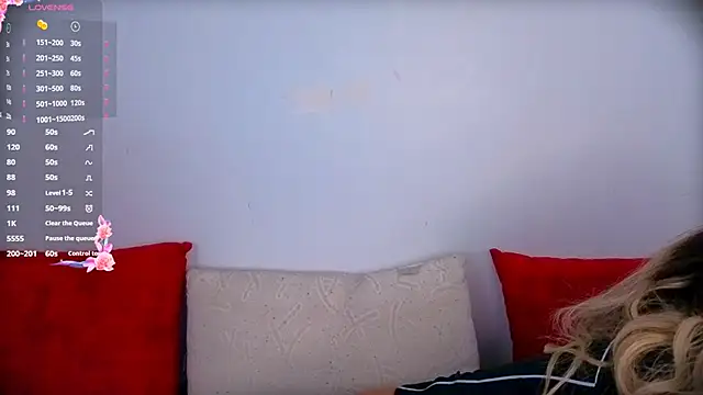 Snapshot of Turkish_Latina chatting on 2, 10, 2025 Turkish Latina online show from 2, 10, 2025