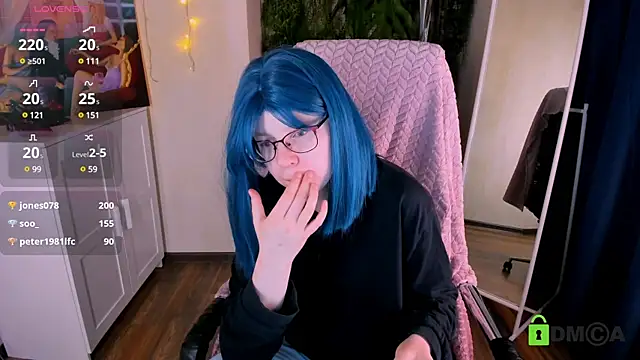 Melissa Wells online show from 8, 3, 2025