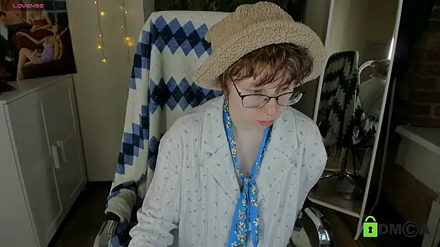 Melissa Wells online show from 7, 11, 2025