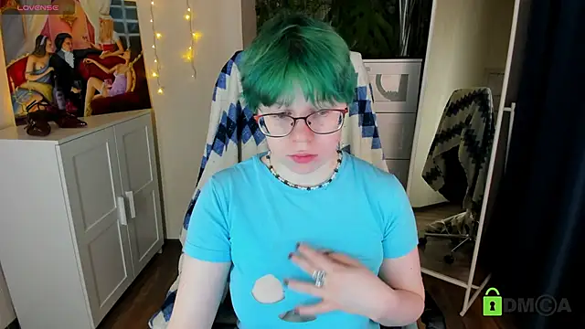 Melissa Wells online show from 28, 2, 2025