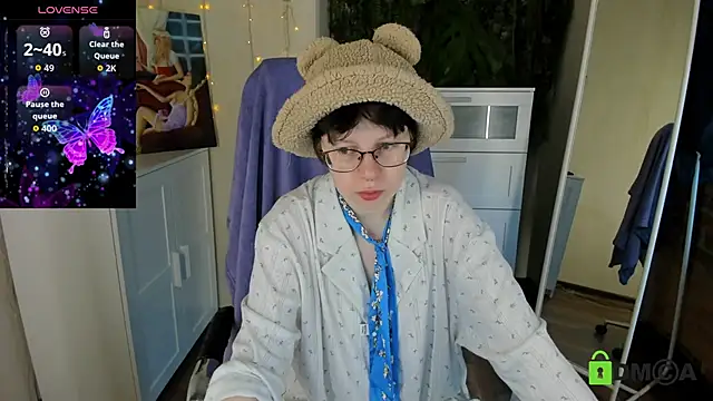 Melissa Wells online show from 8, 10, 2025