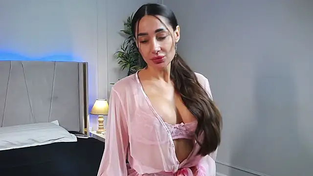 Miriam fox online show from 26, 9, 2025