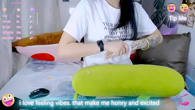 Ly   online show from 19, 3, 2026