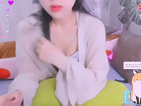 Snapshot of Ly__ chatting on 11, 6, 2026 Ly online show from 11, 6, 2026