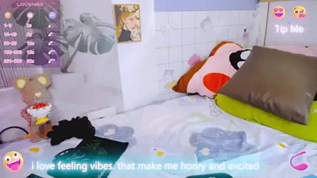 Snapshot of Ly__ chatting on 10, 2, 2026 Ly online show from 10, 2, 2026