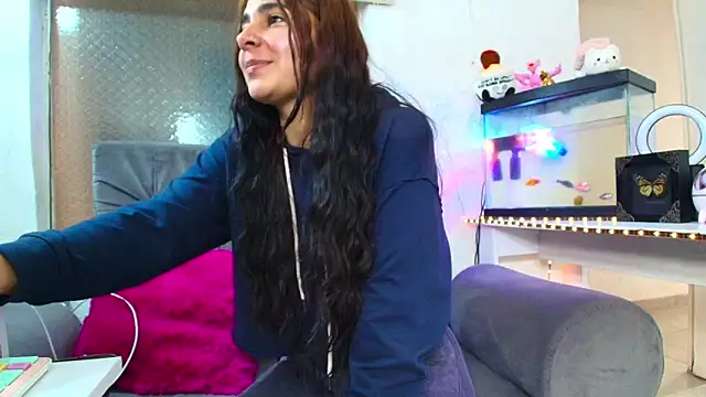 Meganmilk1 online show from 10, 9, 2025