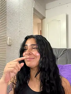 Meganmilk1 online show from 24, 10, 2025