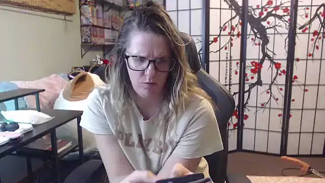 Sarahtineke online show from 20, 3, 2026