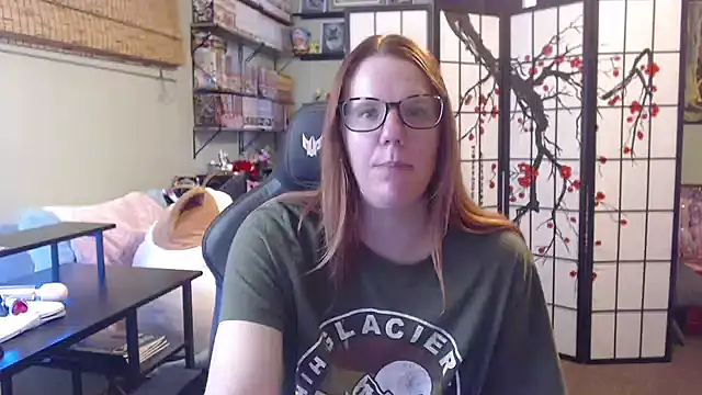 Snapshot of Sarahtineke chatting on 11, 7, 2026 Sarahtineke online show from 11, 7, 2026