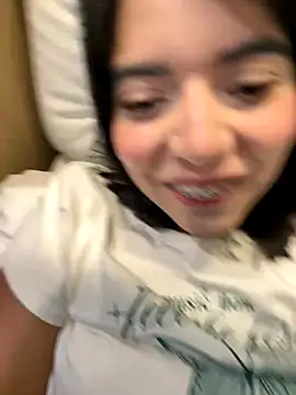 NicolRoss  online show from 3, 12, 2025