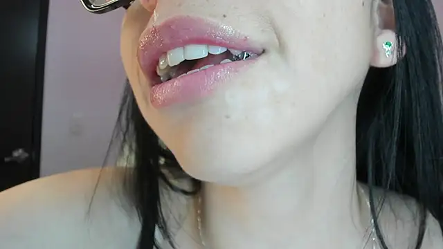 Katty mouth online show from 15, 4, 2026