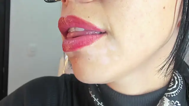 Katty mouth online show from 20, 12, 2025