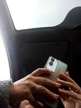 VivienAndClark online show from 15, 11, 2025