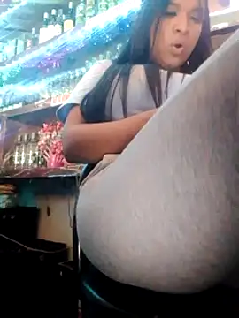 VivienAndClark online show from 18, 3, 2025