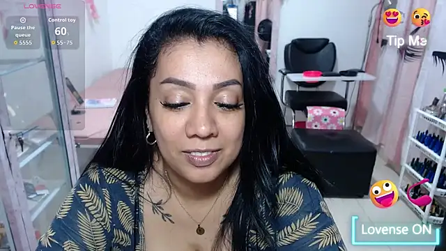 Snapshot of titsbiglovers chatting on 4, 7, 2026 titsbiglovers online show from 4, 7, 2026