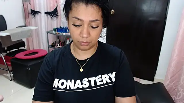 Snapshot of titsbiglovers chatting on 2, 3, 2026 titsbiglovers online show from 2, 3, 2026