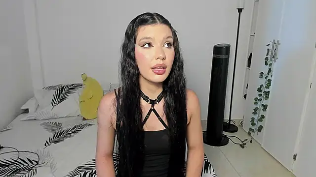 Emperatriiz online show from 15, 12, 2025