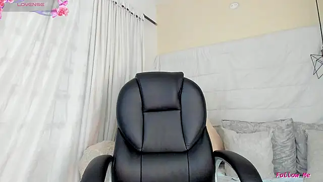 alice brownnn online show from 14, 3, 2025