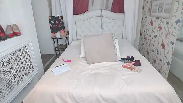 AmiHotGranny online show from 23, 9, 2025