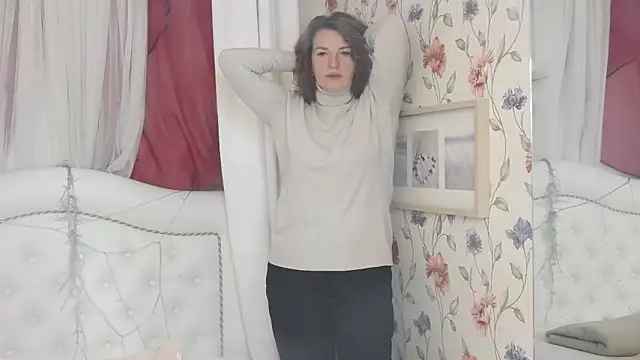 AmiHotGranny online show from 21, 9, 2025