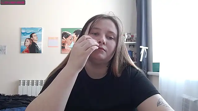 Snapshot of Light_Luna chatting on 17, 3, 2025 Light Luna online show from 17, 3, 2025