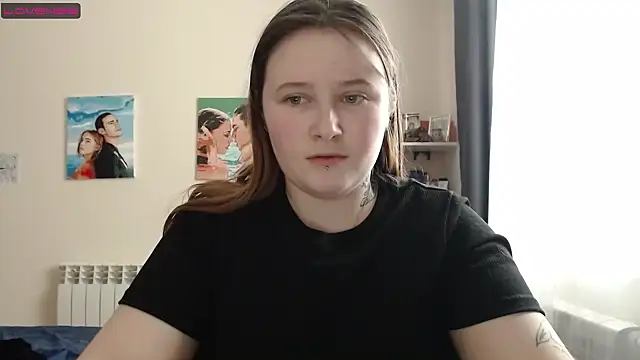 Snapshot of Light_Luna chatting on 2, 3, 2025 Light Luna online show from 2, 3, 2025