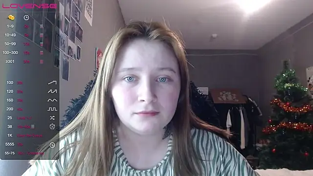 Snapshot of Light_Luna chatting on 11, 1, 2026 Light Luna online show from 11, 1, 2026