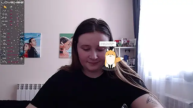 Snapshot of Light_Luna chatting on 1, 3, 2025 Light Luna online show from 1, 3, 2025