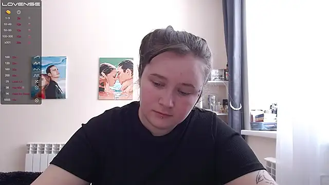 Snapshot of Light_Luna chatting on 15, 2, 2025 Light Luna online show from 15, 2, 2025