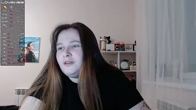 Snapshot of Light_Luna chatting on 8, 2, 2025 Light Luna online show from 8, 2, 2025